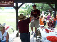 08twhc picnic (60).jpg (522280 bytes)