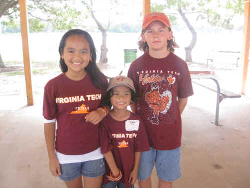 10 picnic 05.JPG (824279 bytes)