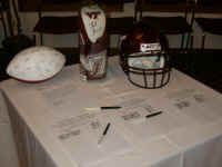 om06dinner (16).JPG (1269188 bytes)